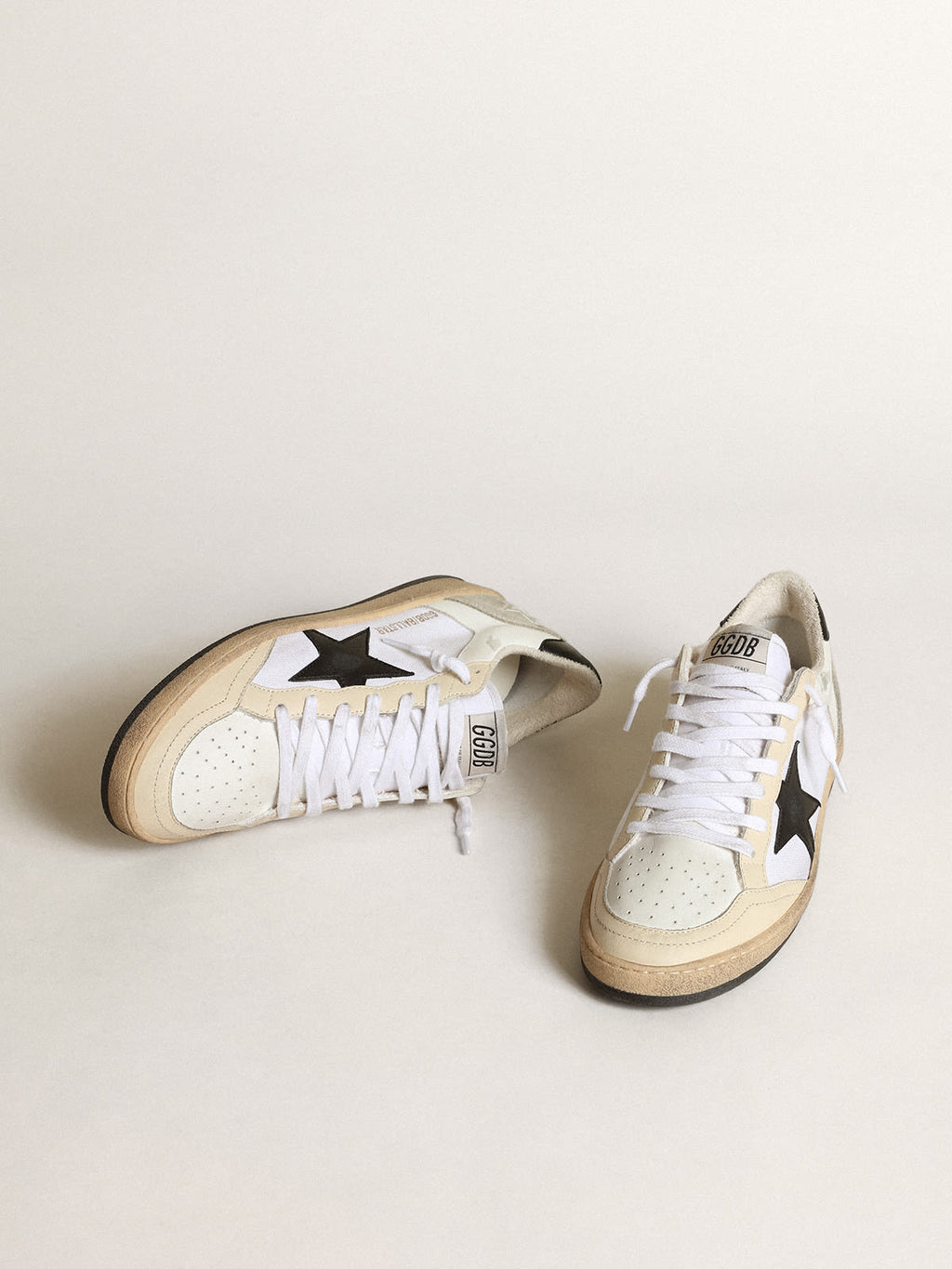 Sneaker Ball Star donna in canvas e pelle bianchi con inserti in pelle avorio e stella in nappa nera
