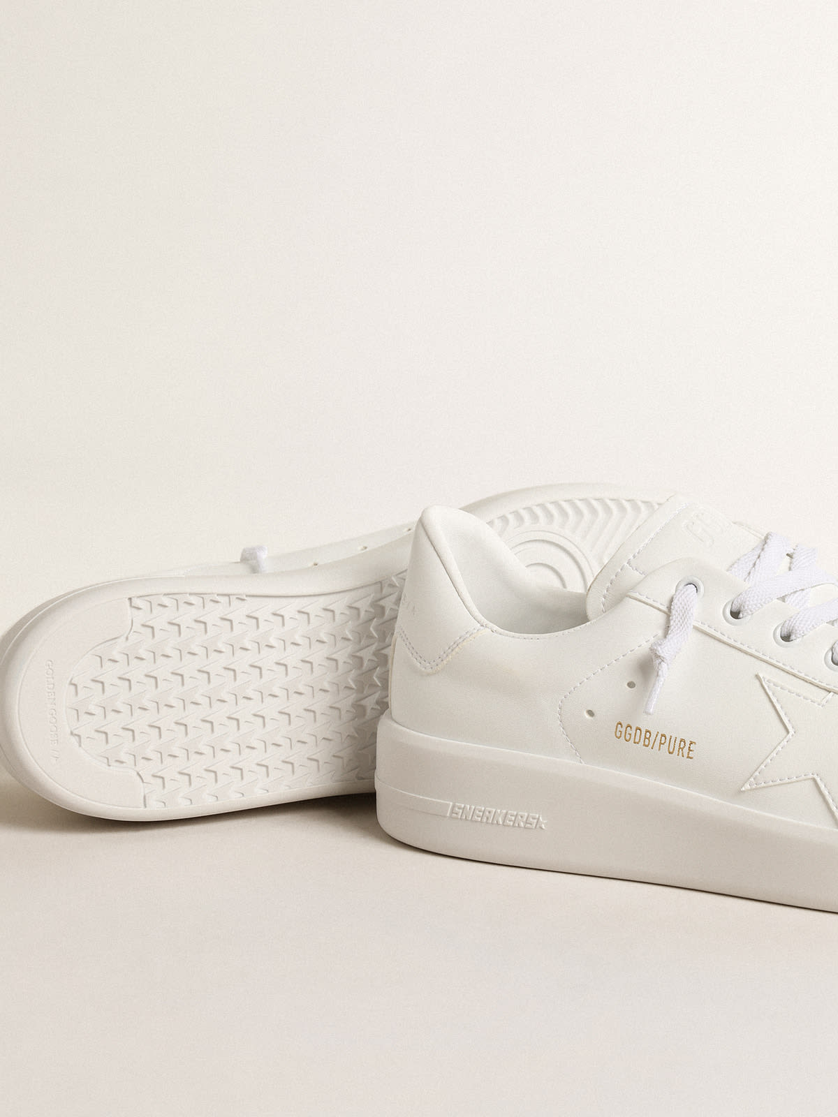Purestar Uomo bio-based con stella e talloncino bianchi