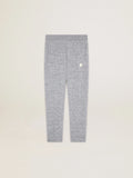Pantalone jogging di colore grigio con stella dorata sul davanti