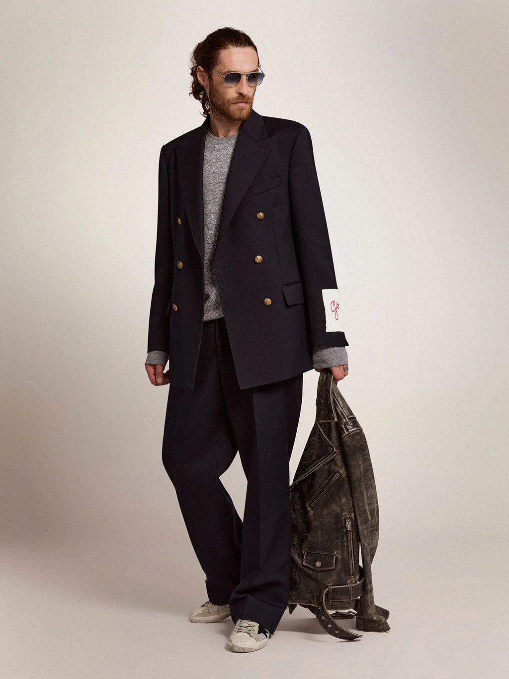 Blazer doppiopetto Collezione Golden di colore blu scuro con bottoni araldici dorati