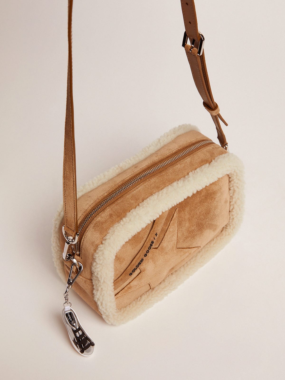 Borsa Star Bag in pelle scamosciata con profilo in shearling