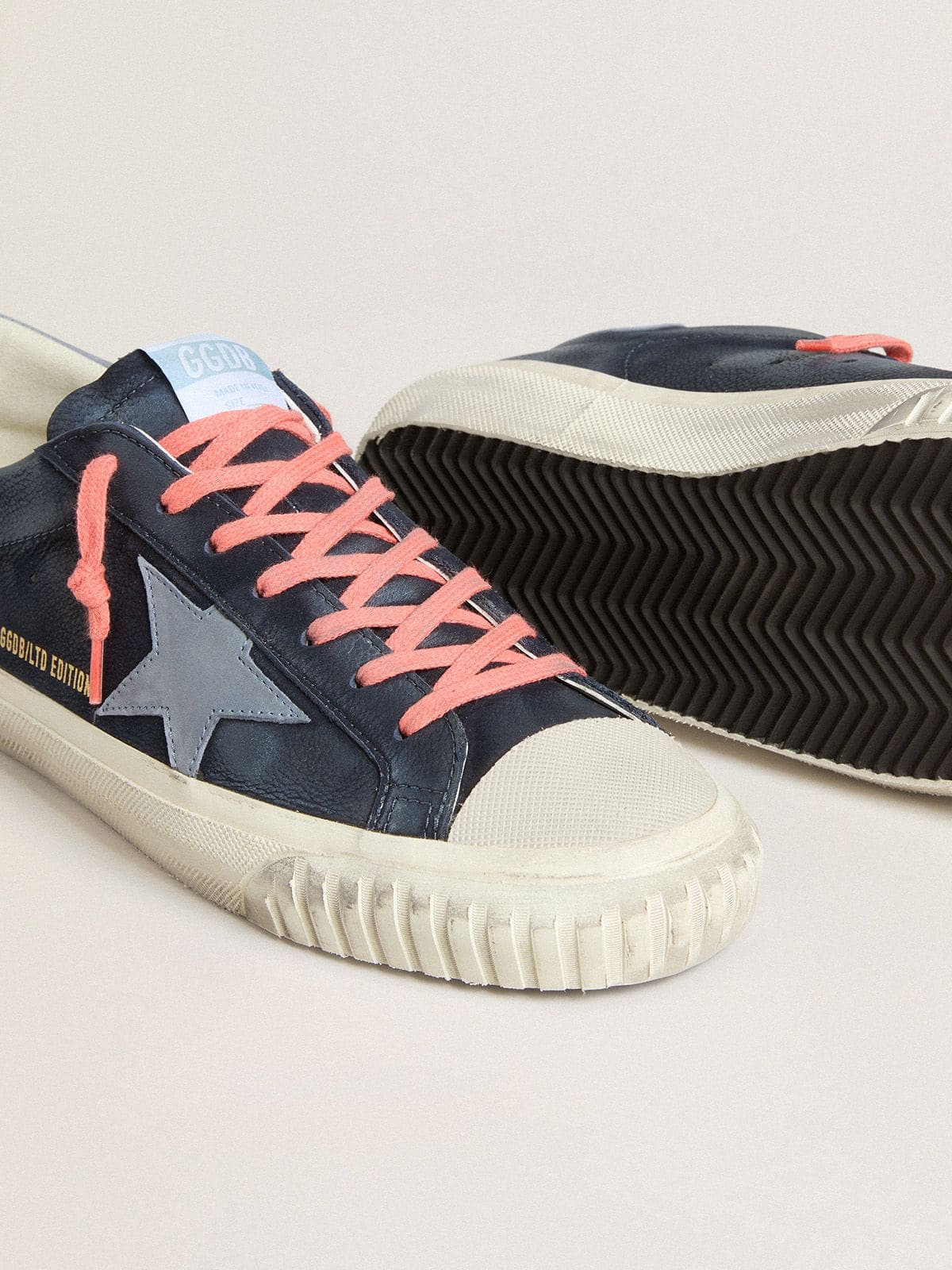 Super-Star in navy-blue leather with light blue leather star and heel tab