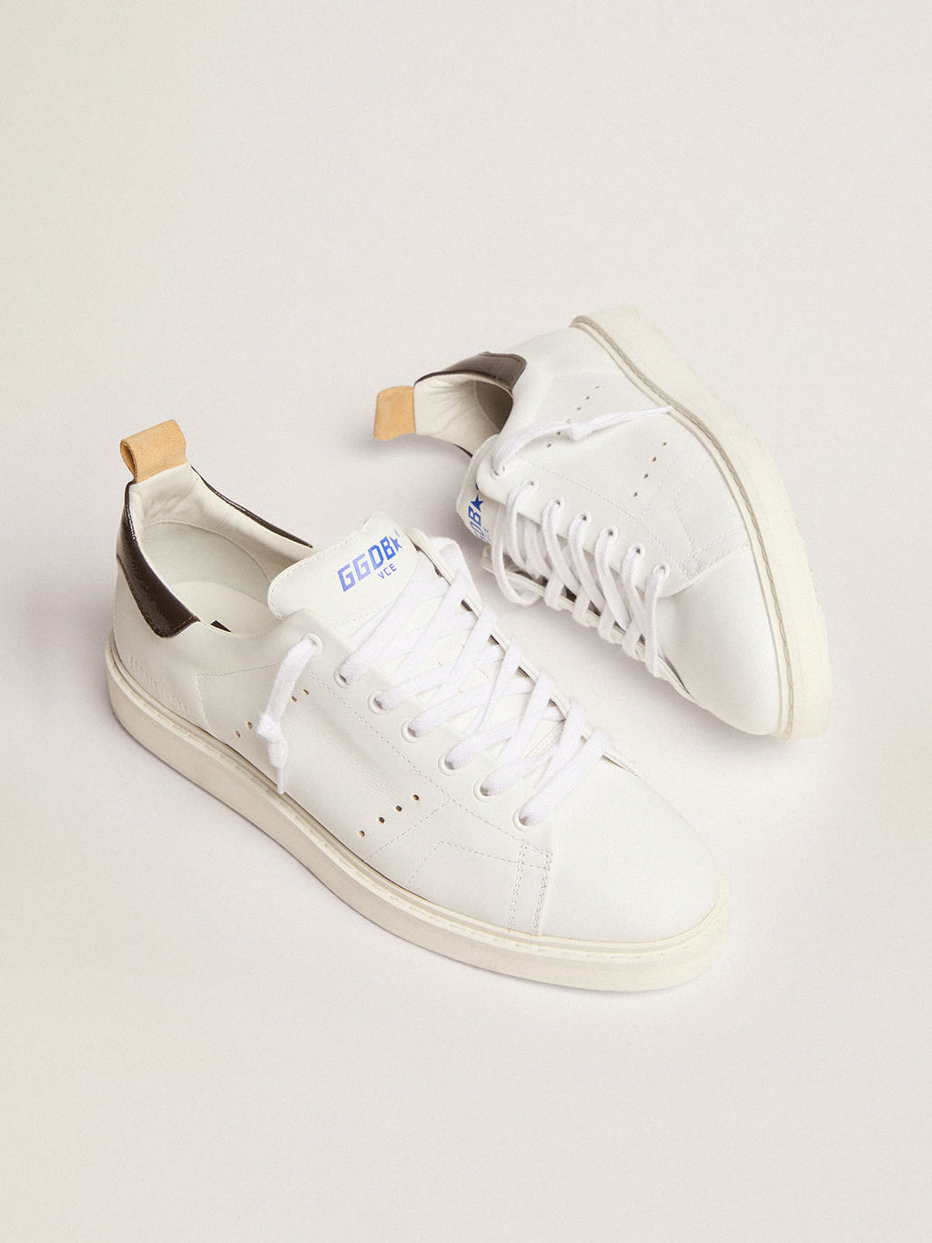 Sneaker Starter in naplack bianco con talloncino in pelle verniciata grigia
