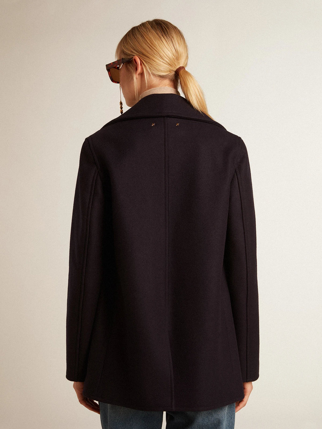 Peacoat da donna blu scuro con bottoni araldici dorati