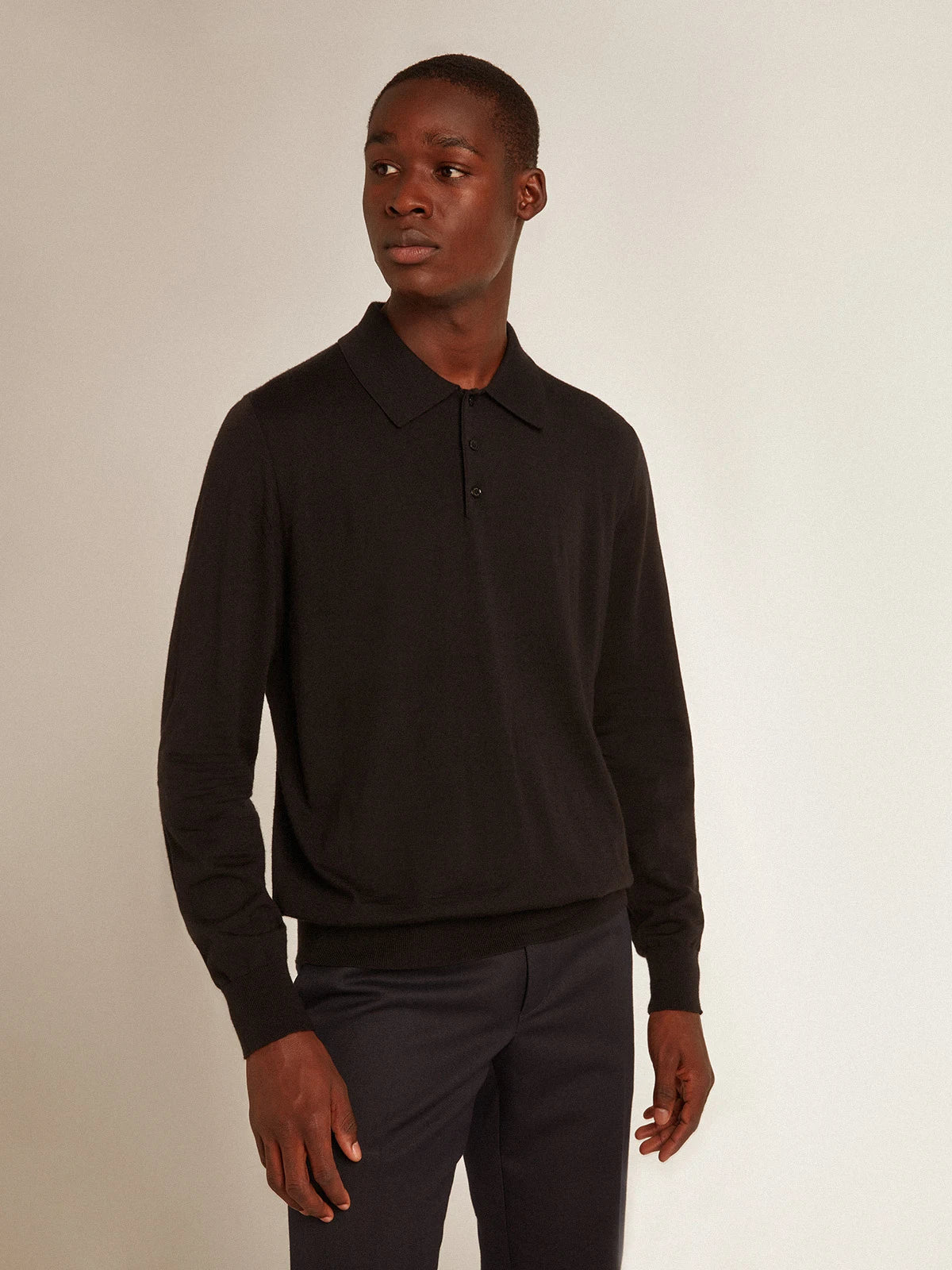 Polo maniche lunghe da uomo in lana merino di colore nero