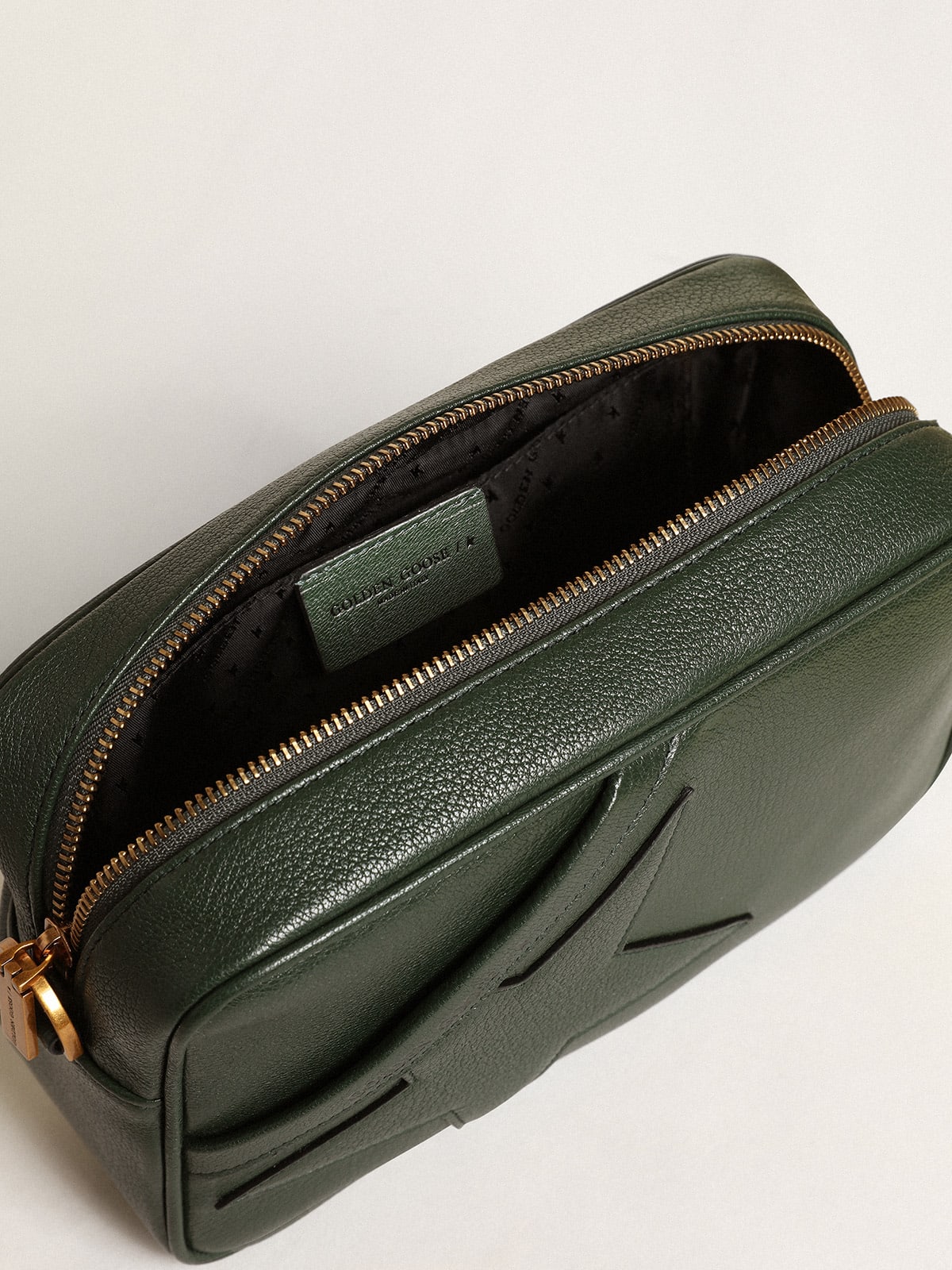 Borsa Star Bag in pelle color verde scuro con stella ton sur ton