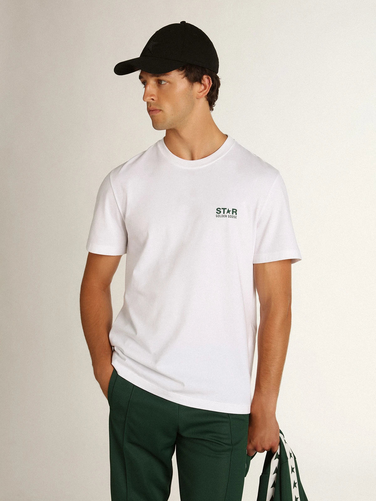 T-shirt bianca Collezione Star con logo e stella verdi a contrasto