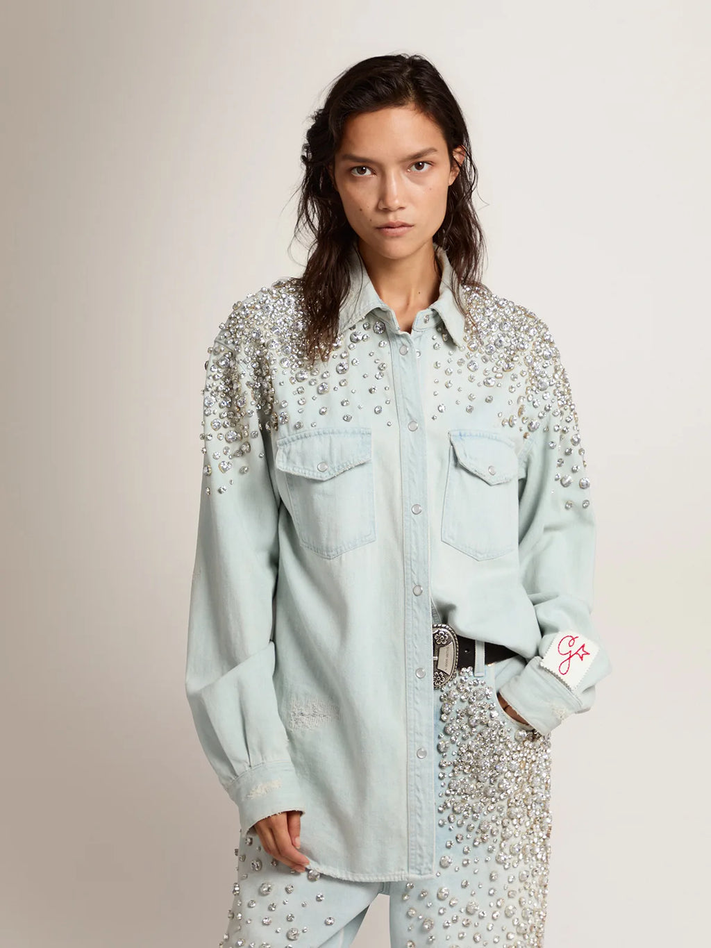 Camicia boyfriend bleached Collezione Golden con cristalli cabochon