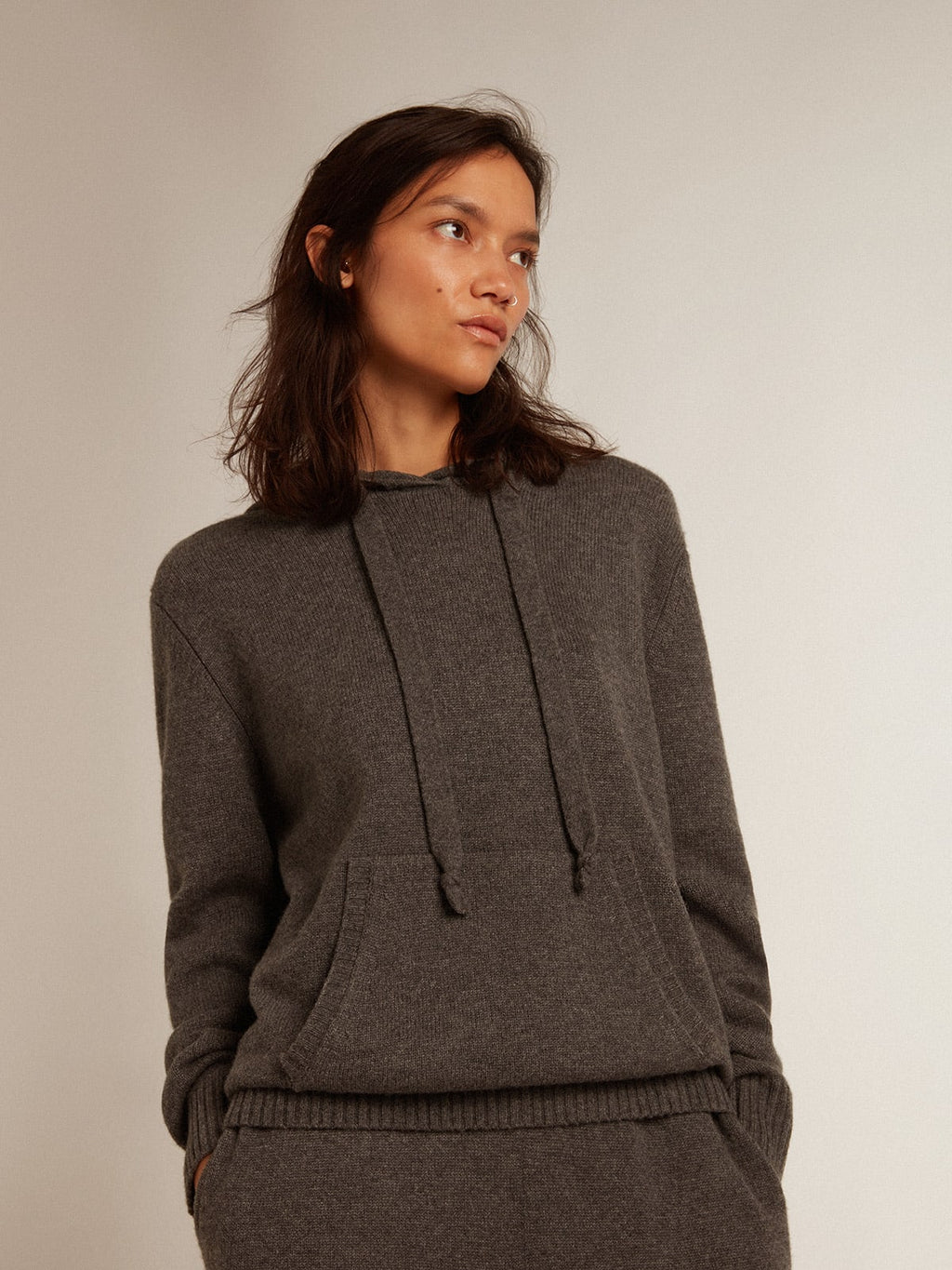 Felpa donna misto cashmere color grigio con cappuccio