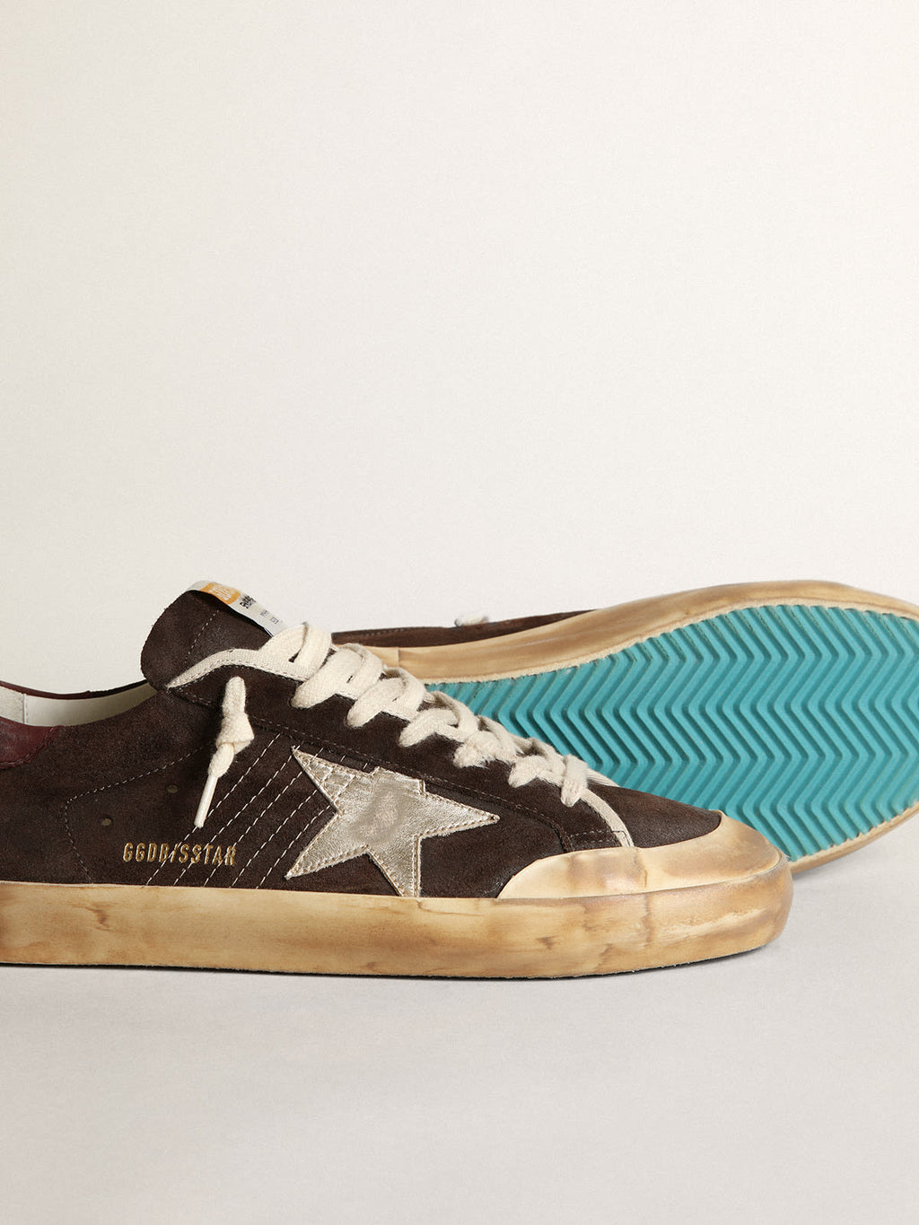 Super-Star Penstar in suede marrone con stella color platino