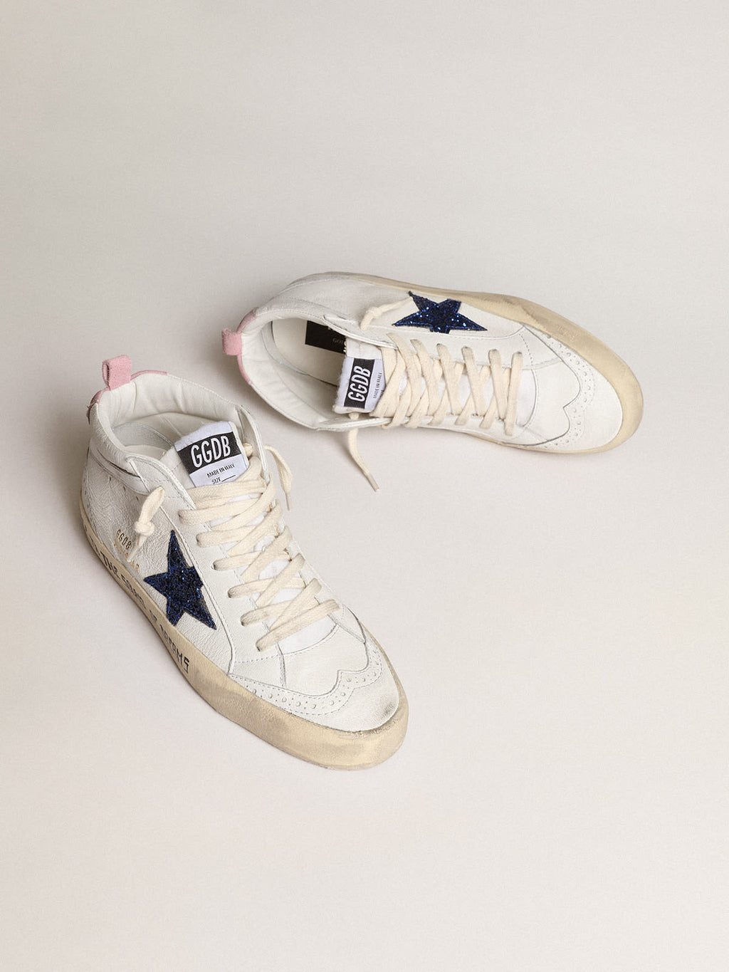 Mid Star con stella in glitter blu e talloncino in suede rosa