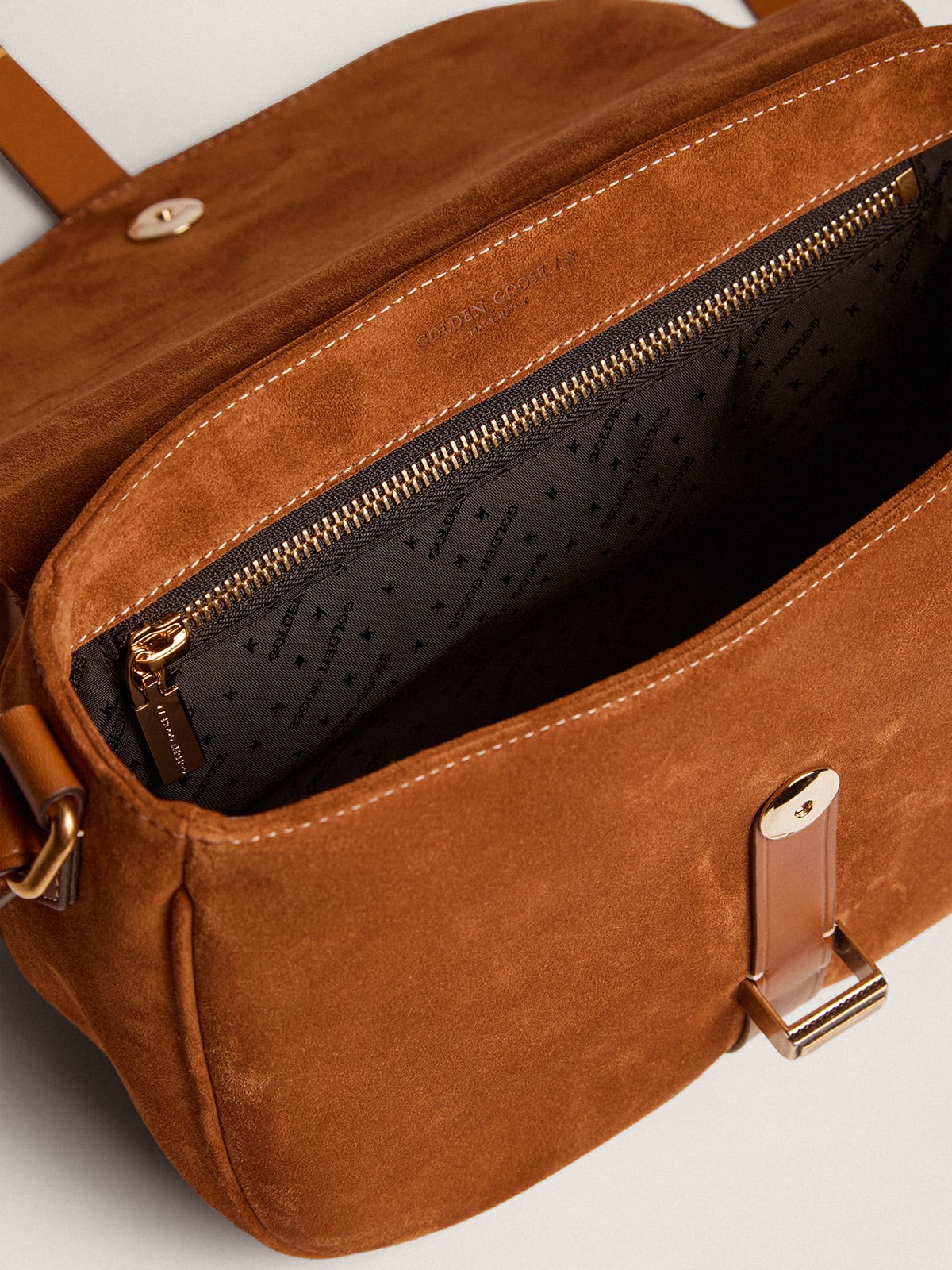 Borsa Rodeo Bag medium in suede color rum