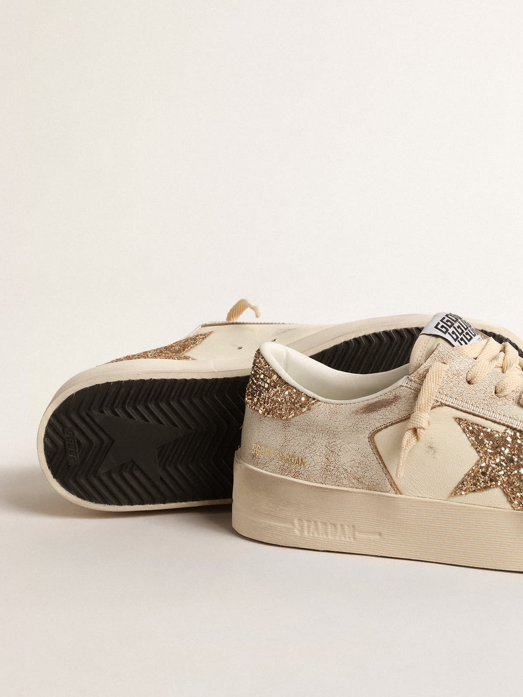 Stardan in nappa écru con stella e talloncino in glitter dorati