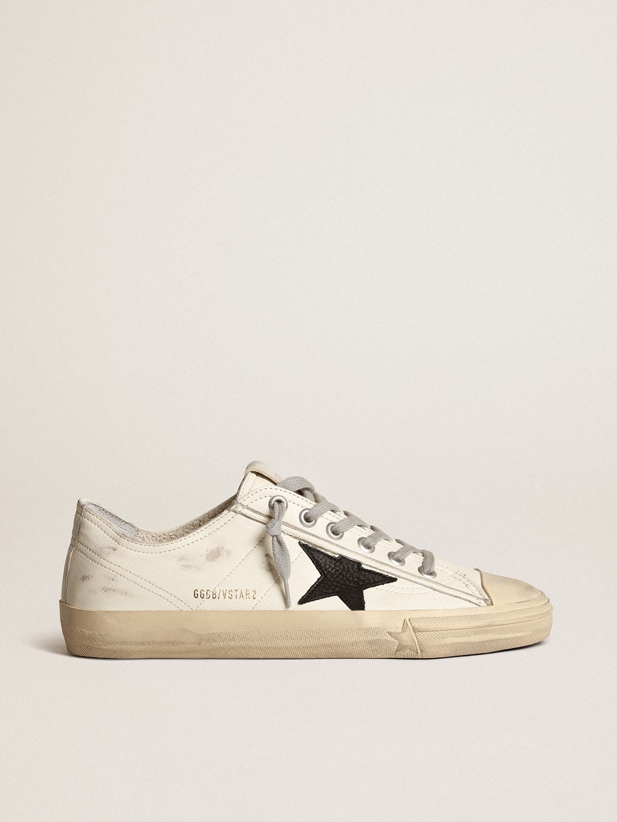 Sneaker V-Star in nappa bianco sporco con stella in nabuk nero