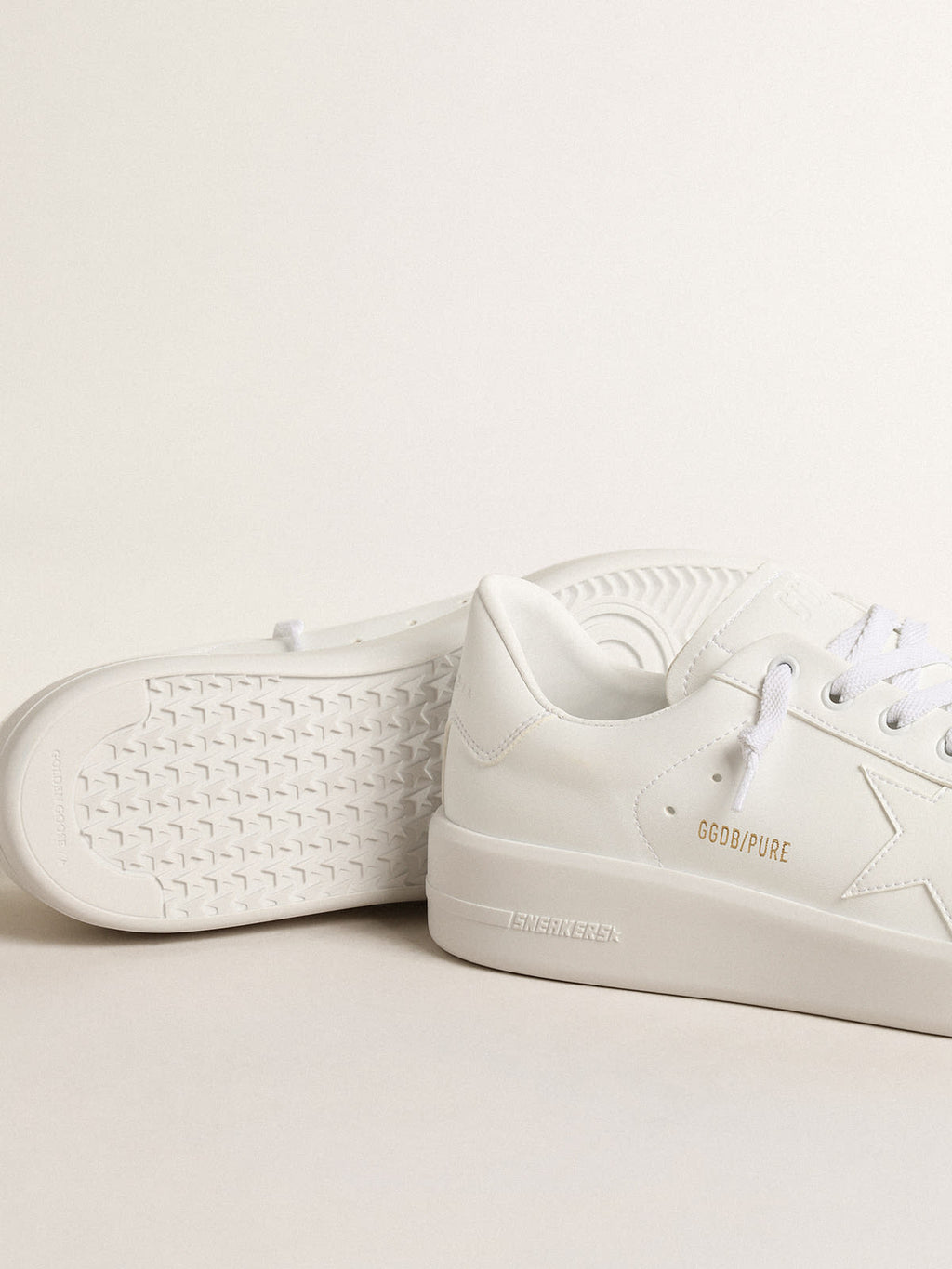 Purestar Donna bio-based con stella e talloncino bianchi