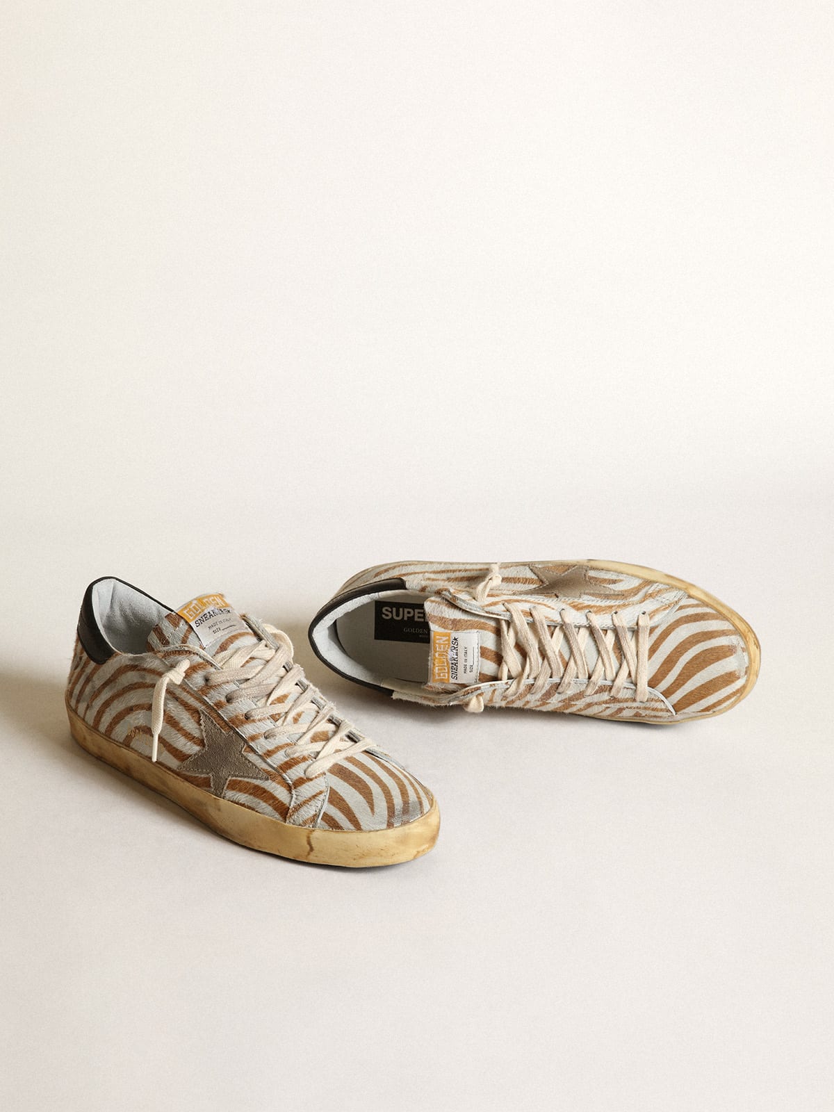 Sneaker Super-Star uomo in cavallino zebrato con stella in suede color tortora