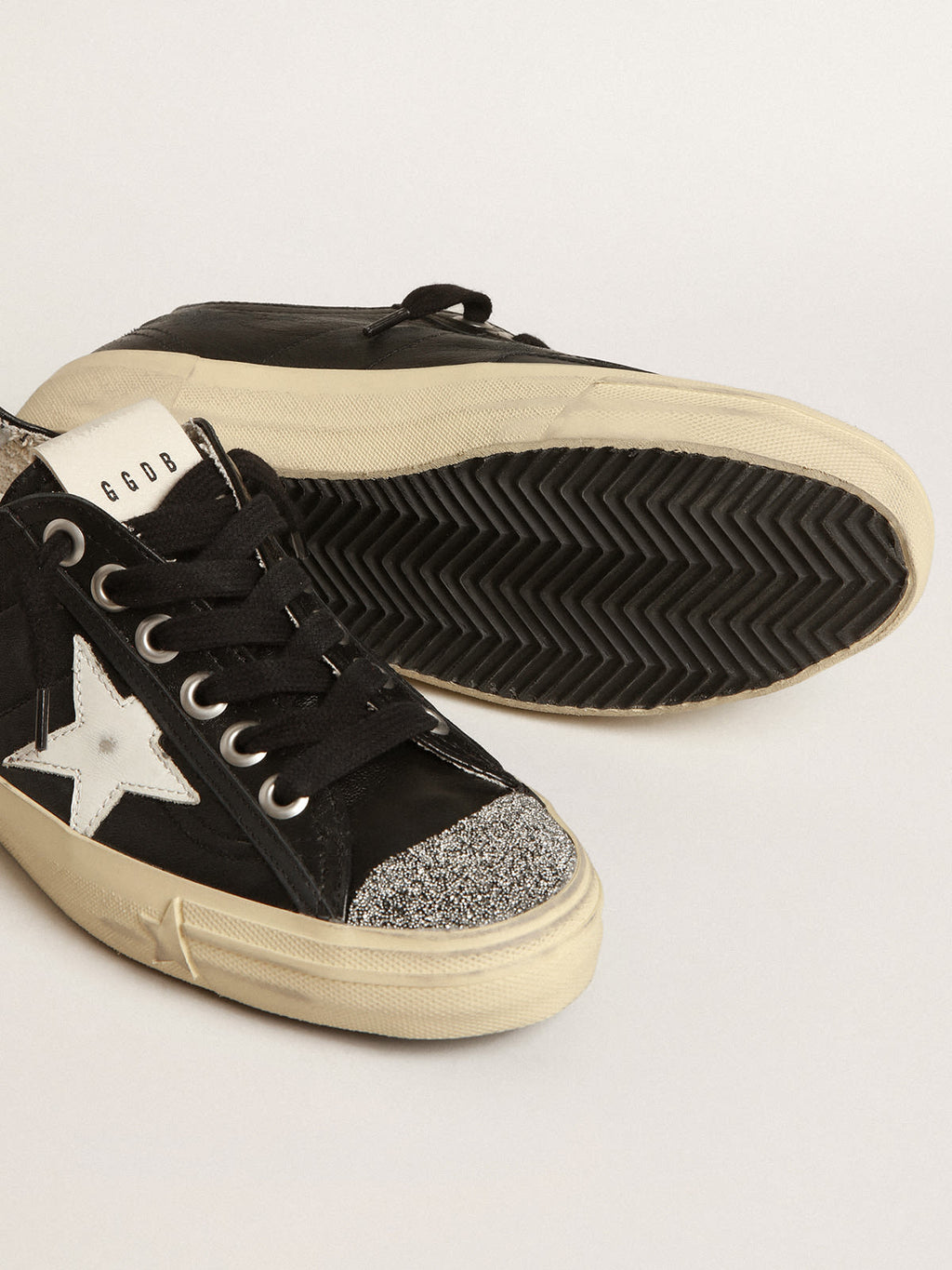V-Star in nappa nera con stella bianca e punta in cristalli Swarovski