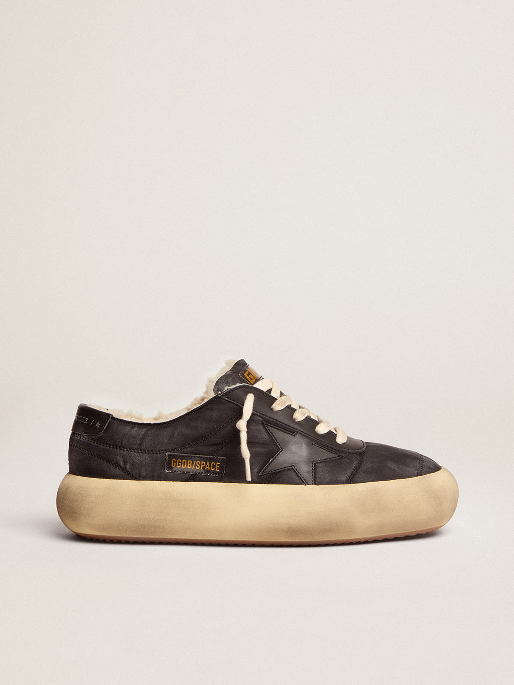 Space-Star Uomo in nylon nero trapuntato e fodera in shearling