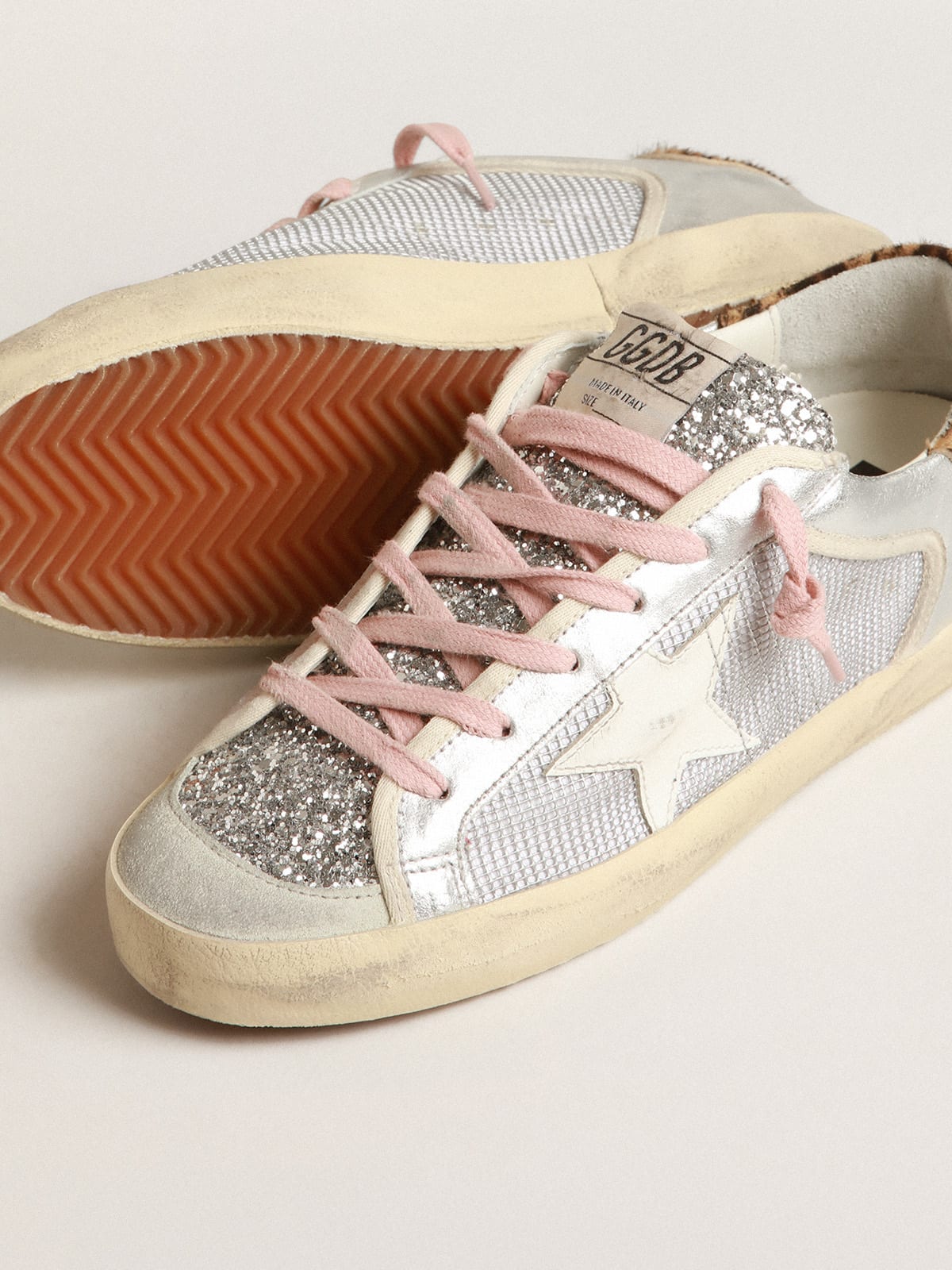 Super-Star LTD in rete e suede con linguetta in glitter argento