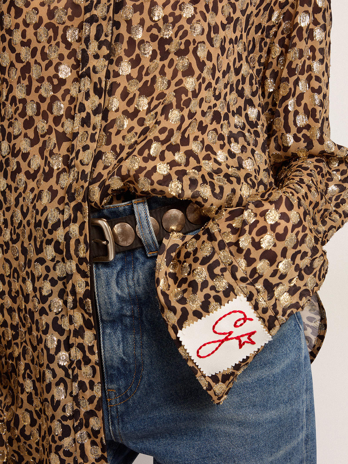 Camicia boyfriend con stampa animalier e fil coupé dorato