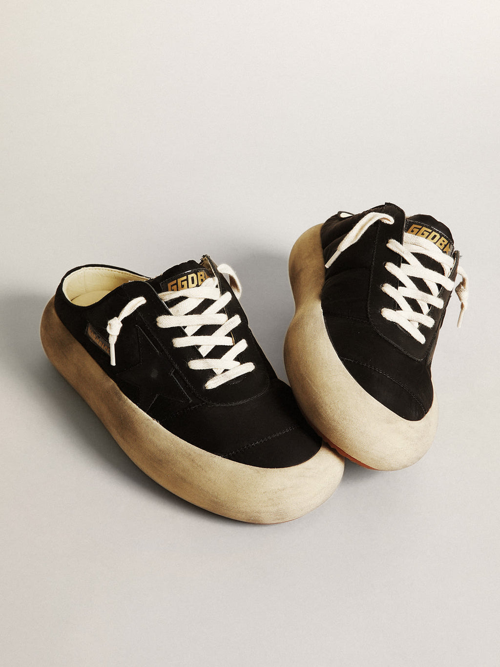 Space-Star Sabot Donna in nylon nero con stella in pelle nera