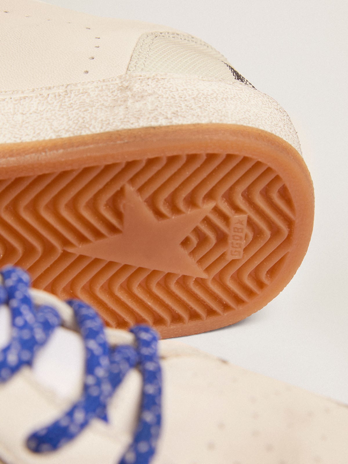 Sneaker Ball Star LTD in nappa bianca con stella e talloncino in pelle laminata color argento