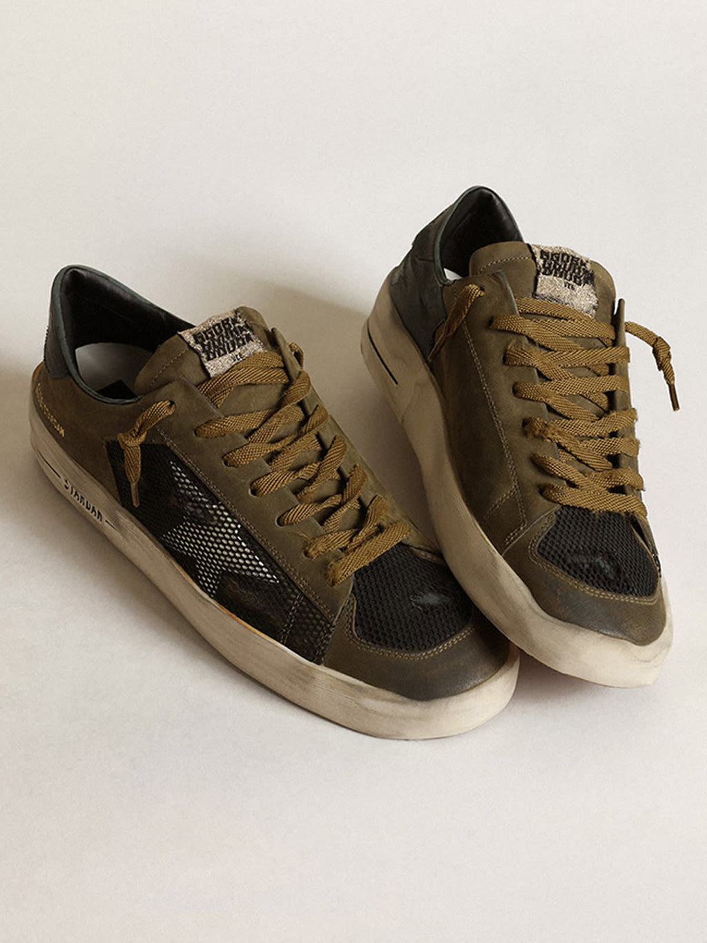 Sneaker Stardan uomo in nabuk verde militare e rete nera con stella in pelle bianca