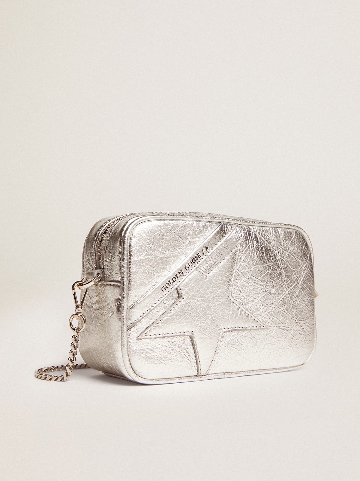 Borsa Mini Star Bag in pelle laminata color argento e stella ton sur ton