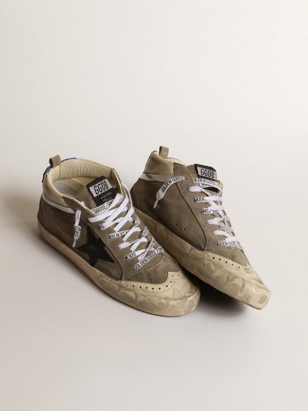 Mid Star LAB uomo in suede grigio ghiaccio con stella nera