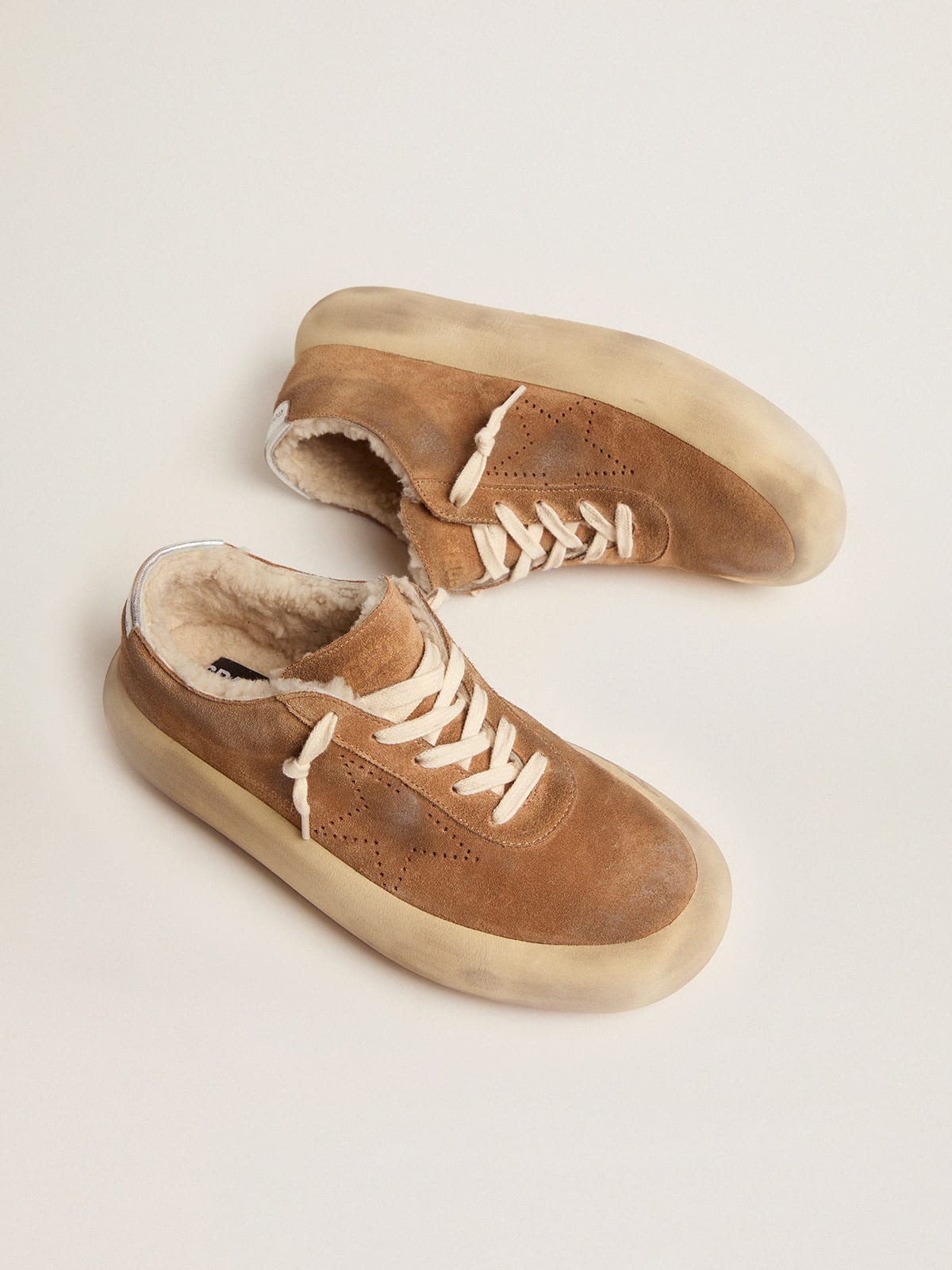 Scarpe Space-Star Donna in suede color tabacco e fodera in shearling