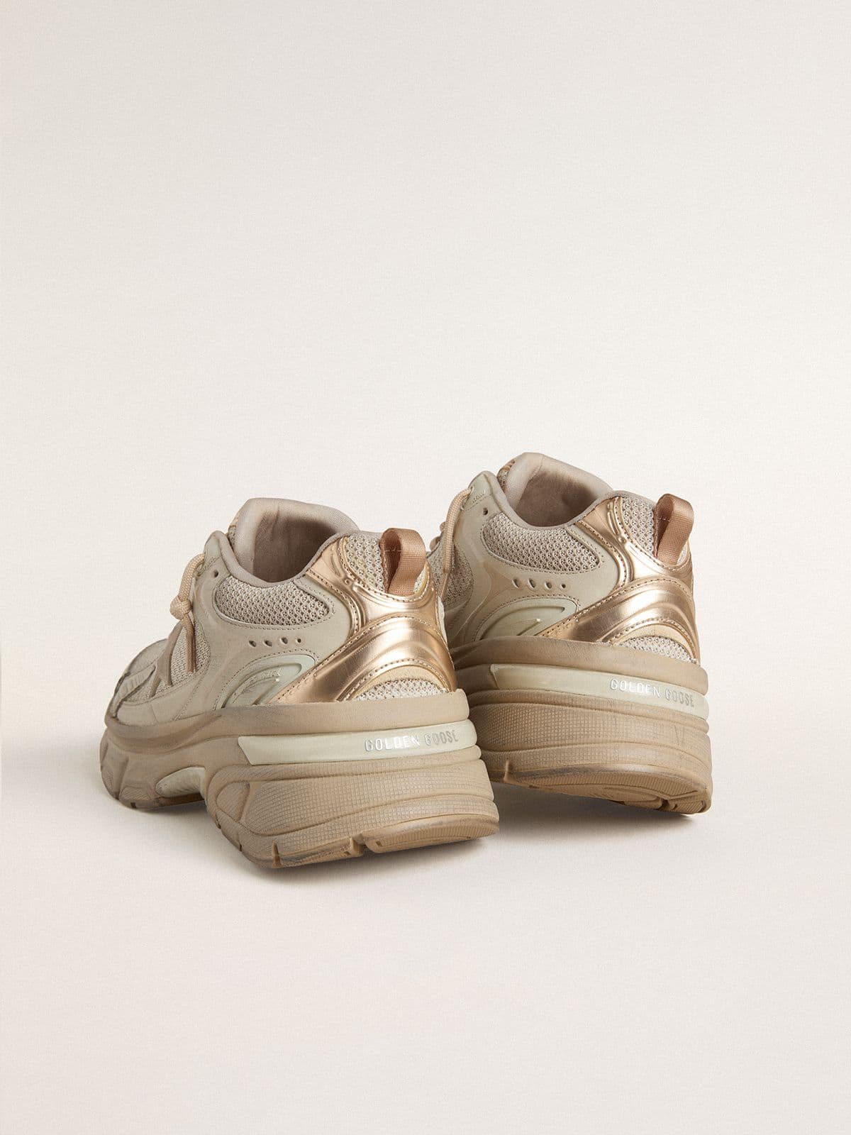 Women’s Lightstar in dove-gray leather and mesh with beige TPU star