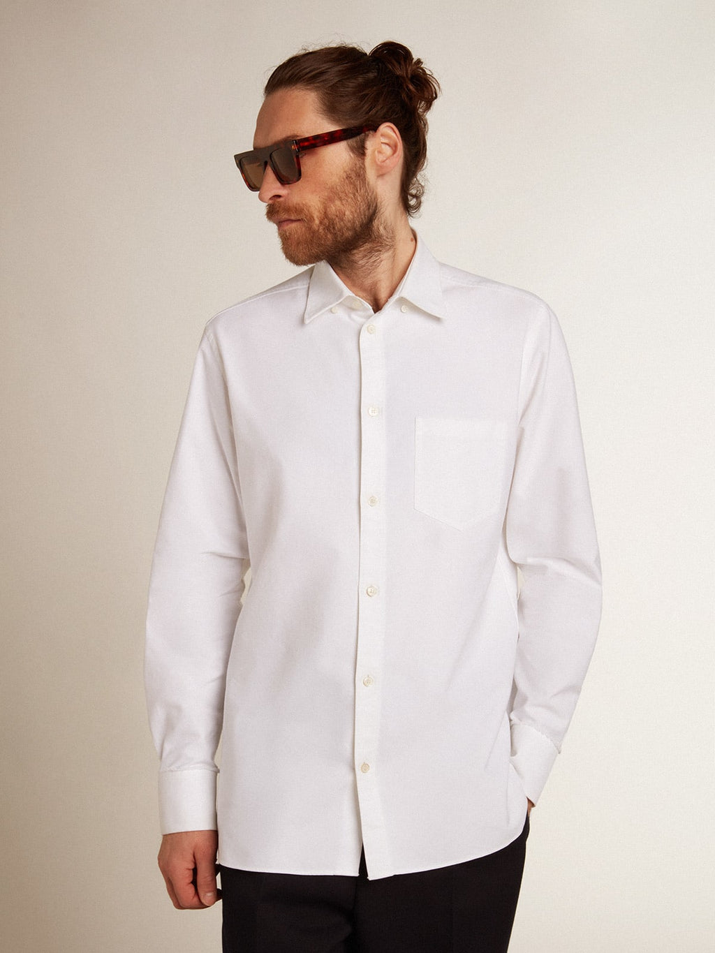 Camicia di colore bianco in cotone