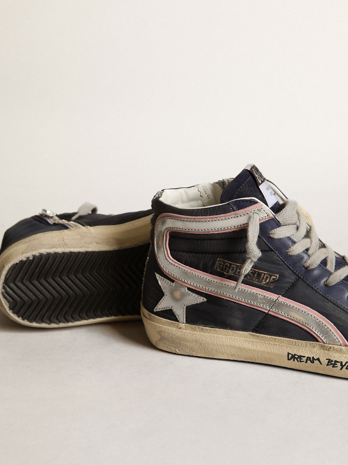 Sneaker Slide LTD in nylon blu con stella e virgola in pelle laminata argento
