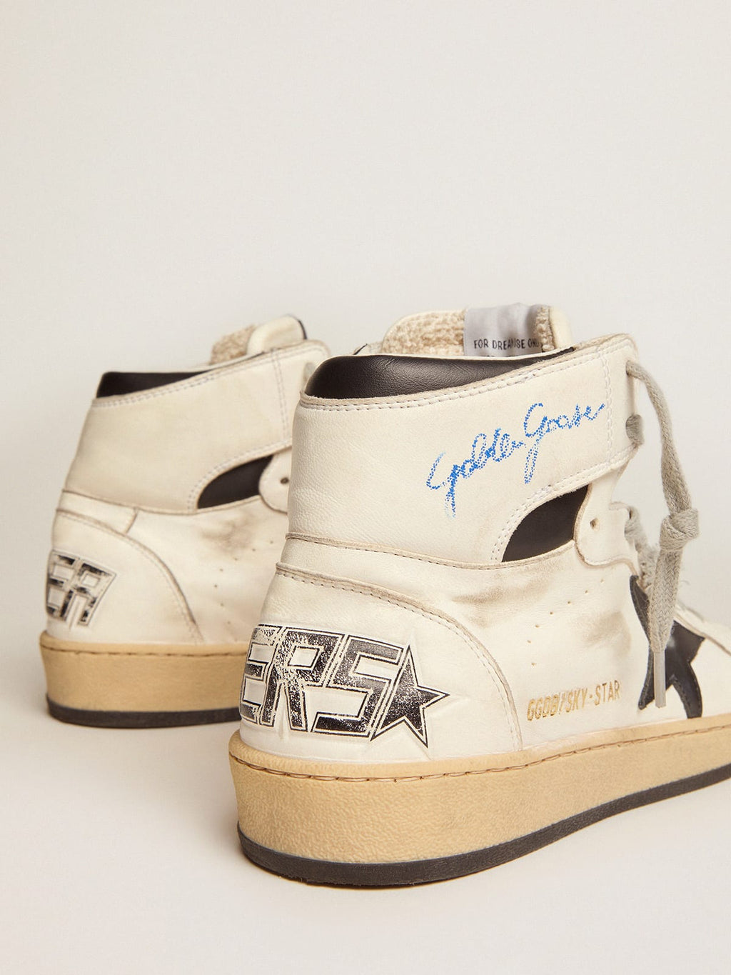 Sneaker Sky-Star donna con firma sulla caviglia e inserti in pelle nera