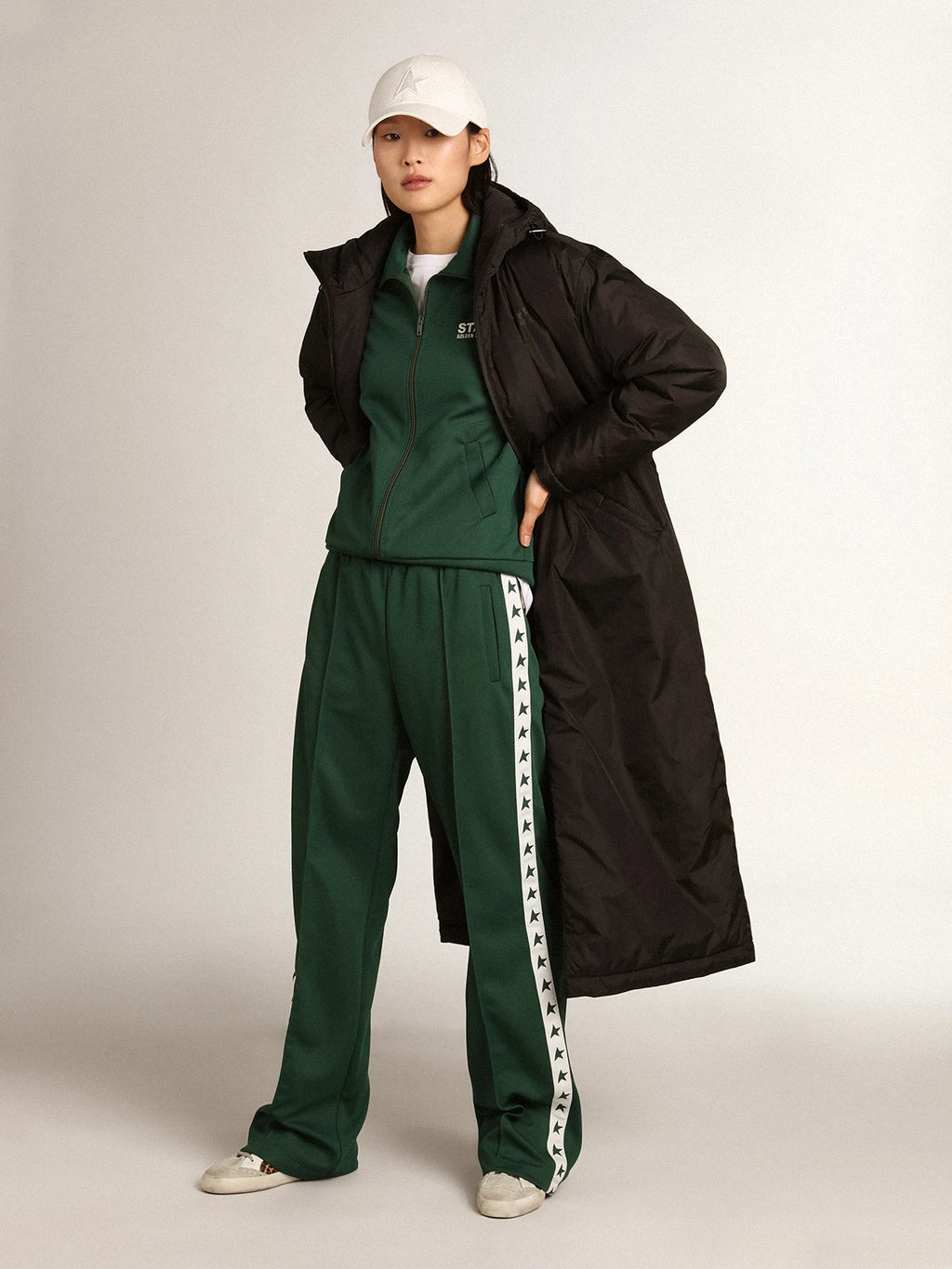 Pantalone jogging Dorotea Collezione Star di colore verde brillante con fascia e stelle a contrasto
