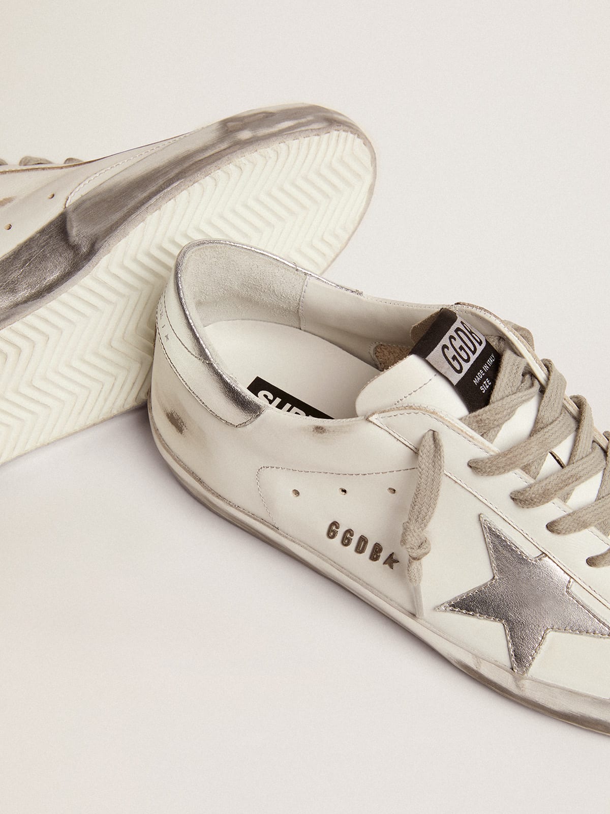 Sneakers Super-Star con stella e talloncino in glitter