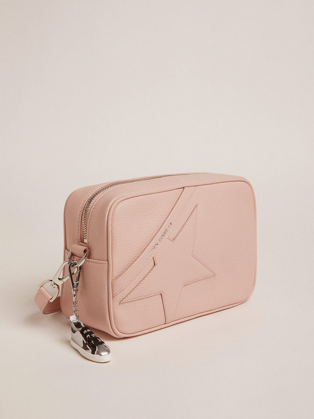 Borsa Star Bag in pelle martellata color rosa quarzo e stella ton sur ton