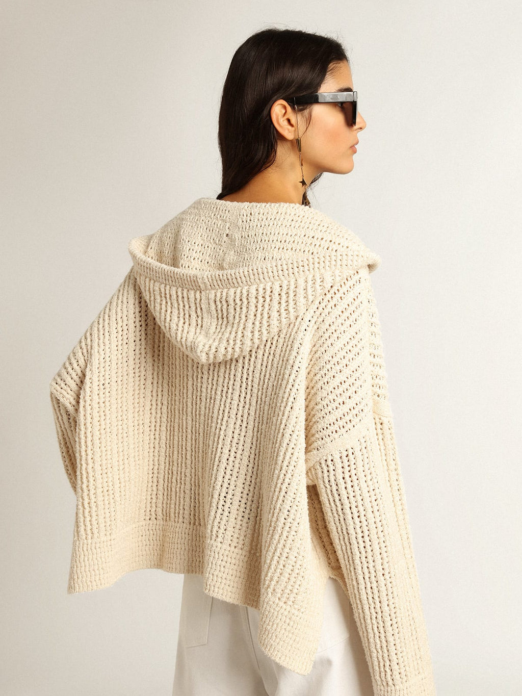 Maglia con cappuccio in cotone di color papiro