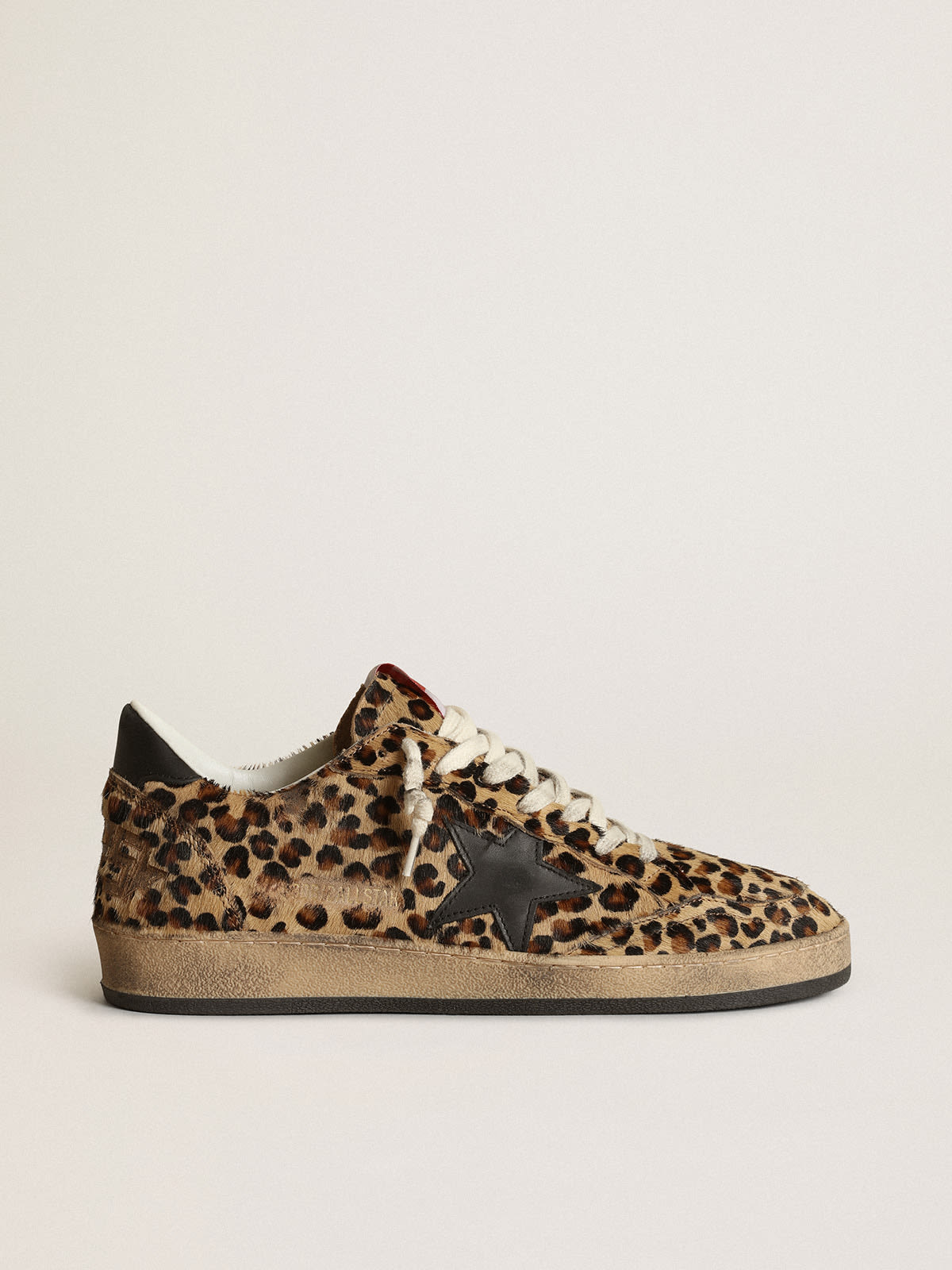 Ball Star in cavallino leo con stella e talloncino in pelle nera