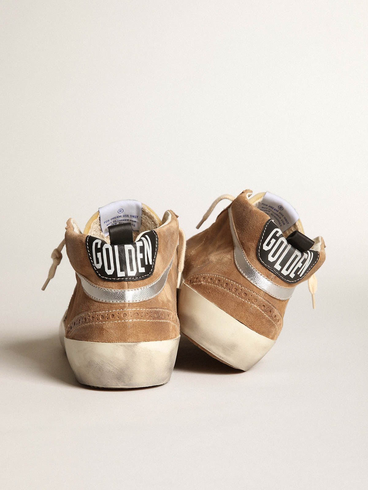 Sneaker Mid Star in suede tabacco con stella in pelle bianca e virgola in pelle laminata argento