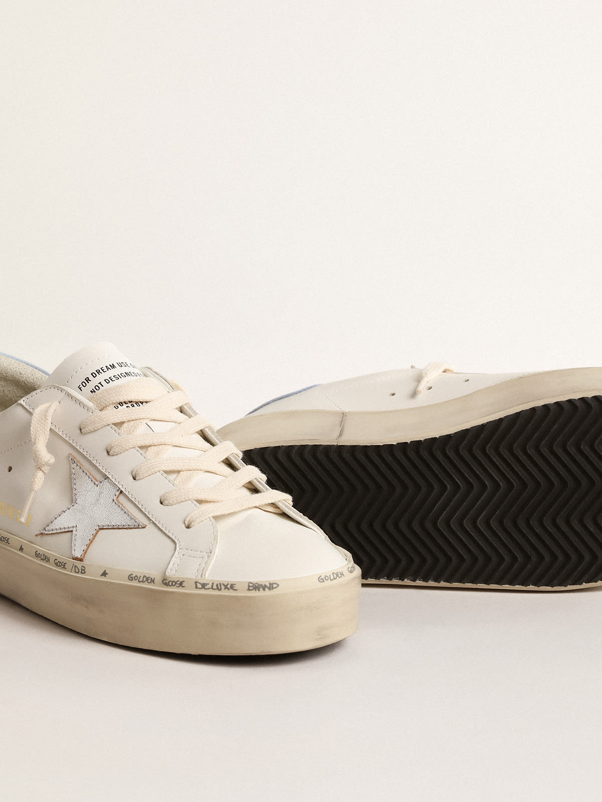 Hi Star con stella in pelle laminata e talloncino azzurro polvere