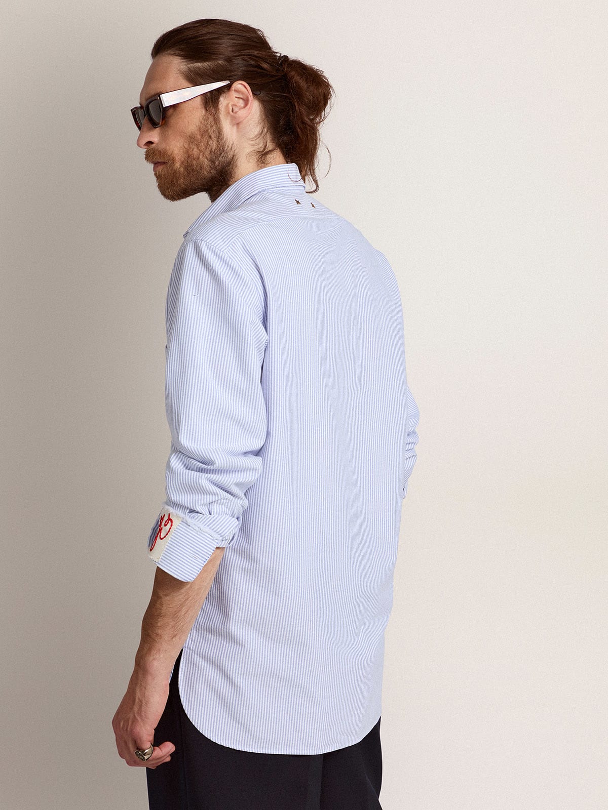 Camicia da uomo con righe a bastoncino di colore azzurro