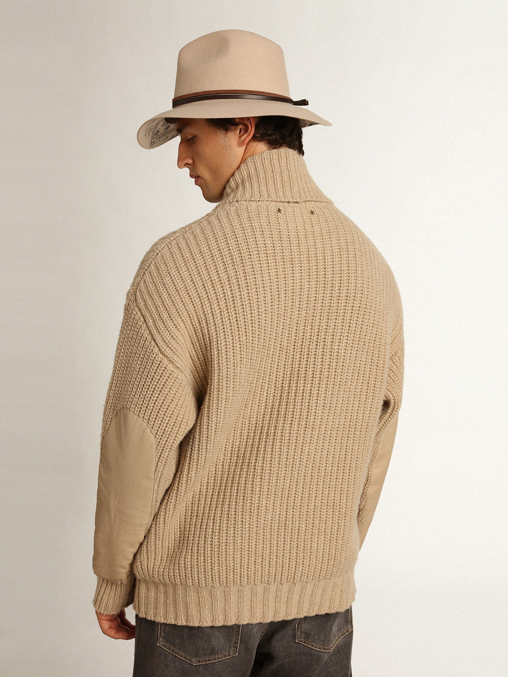 Cardigan doppiopetto Collezione Journey in lana a coste beige con toppe in pelle ton sur ton