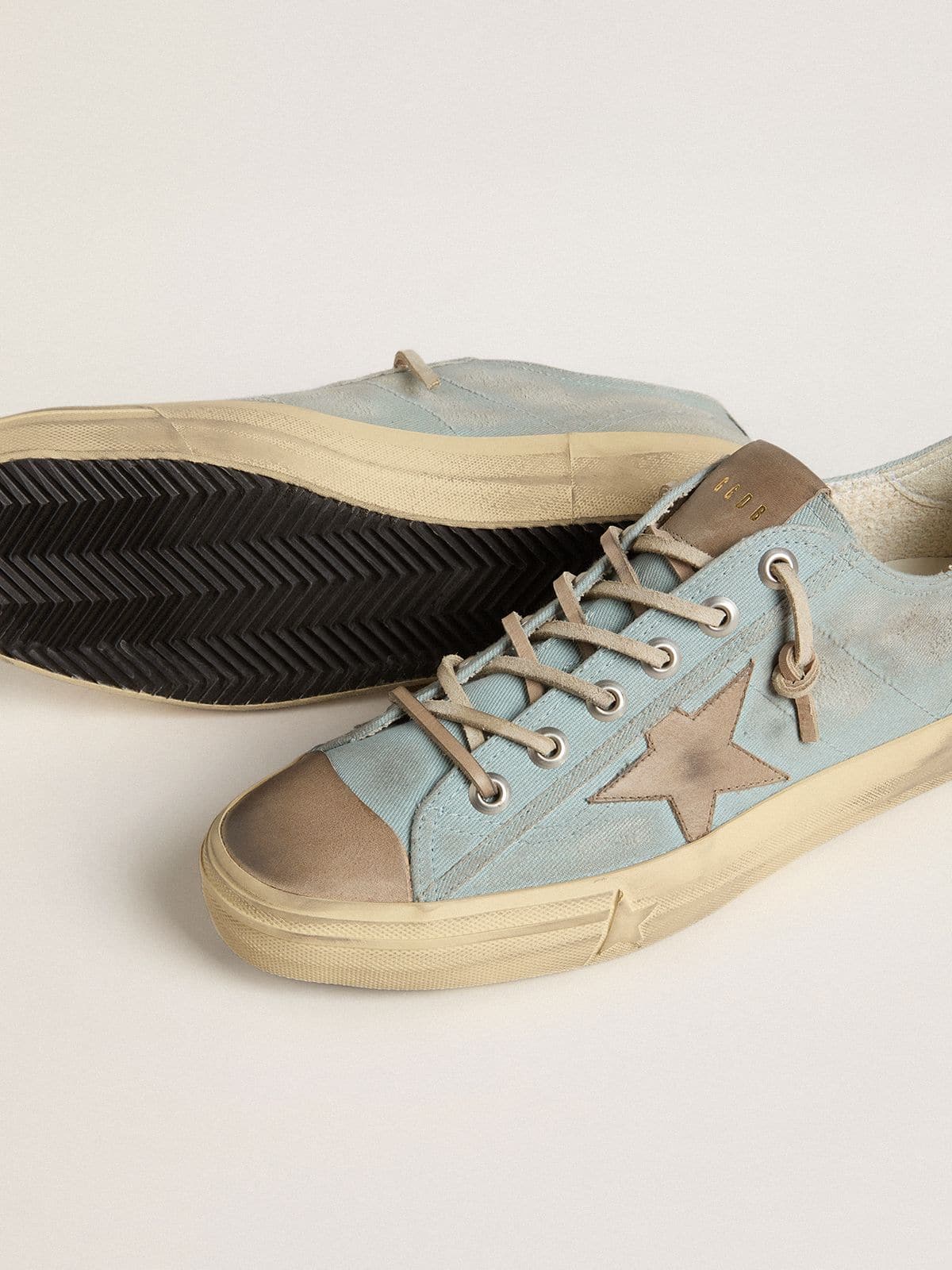 Men's V-Star in light blue canvas with dove-gray leather star