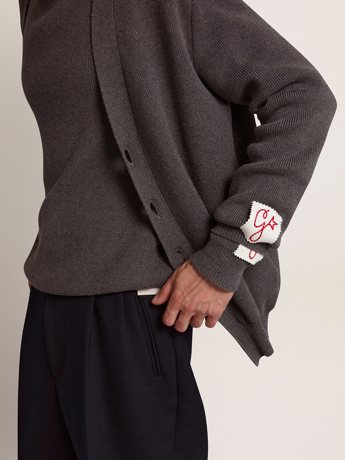 Cardigan da uomo in cotone grigio mélange con logo sul retro