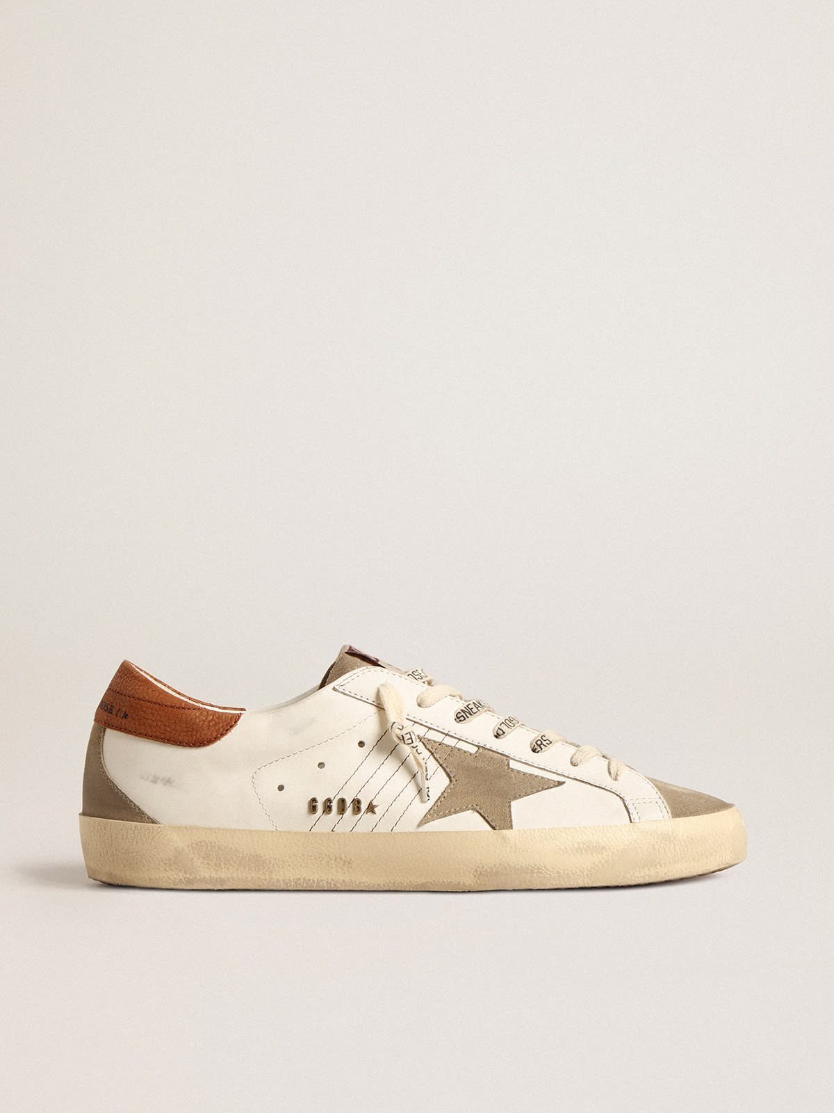 Super-Star con stella in suede e talloncino in pelle marrone